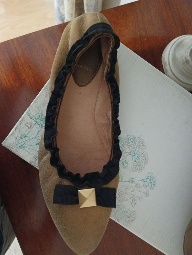 zapatos estilo bailarinas