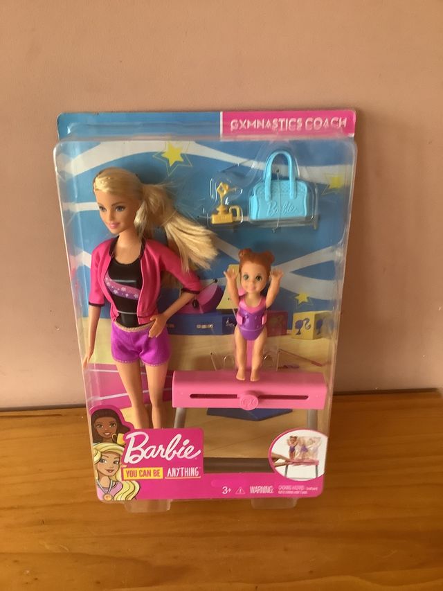 Barbie gymnas entrenadora