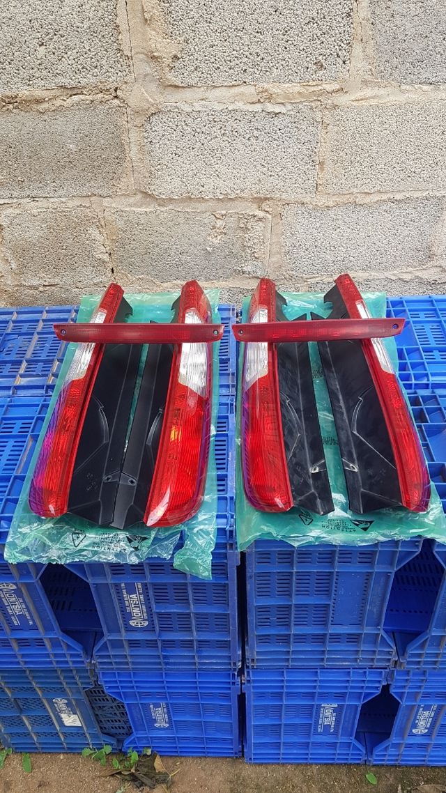 Pilotos Traseros Ford Focus mk2