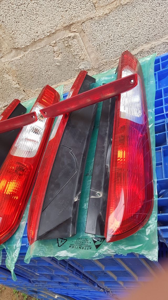 Pilotos Traseros Ford Focus mk2