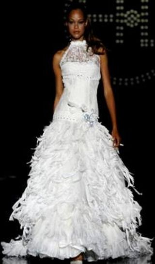 Vestido novia Hannibal Laguna Alta Costura