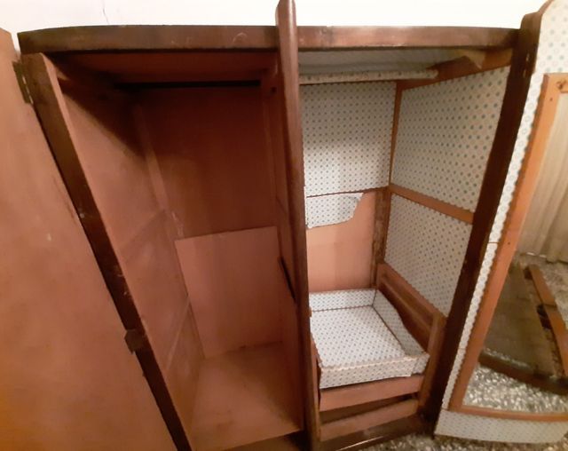 Armario ropero estilo antiguo