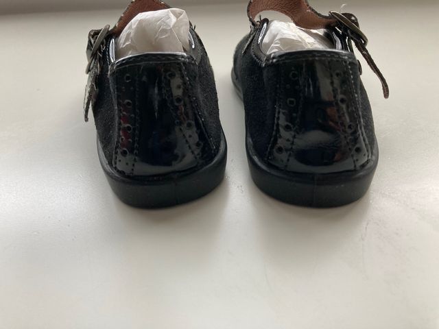 Manoletinas NUEVAS PIEL talla 24 de ante y piel