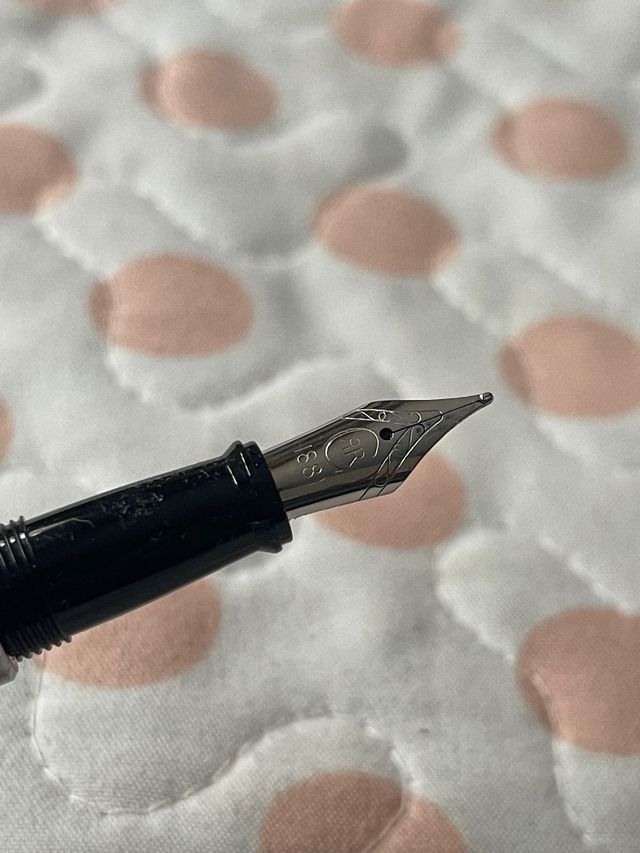 Pluma Cerruti 1881 como nueva