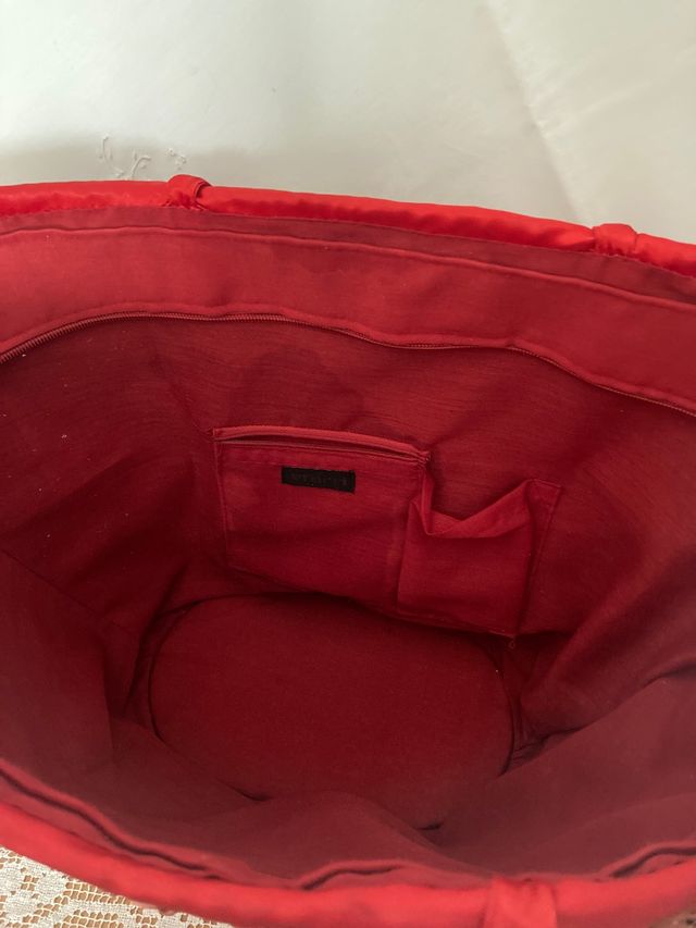 Cestino da spiaggia rosso