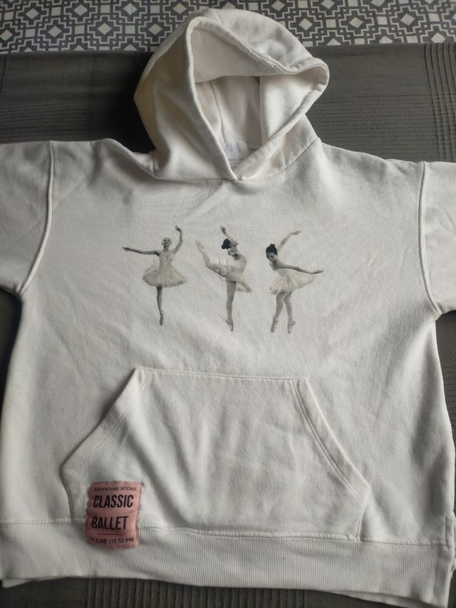 Felpa bianca di Zara t13-14. Offerta