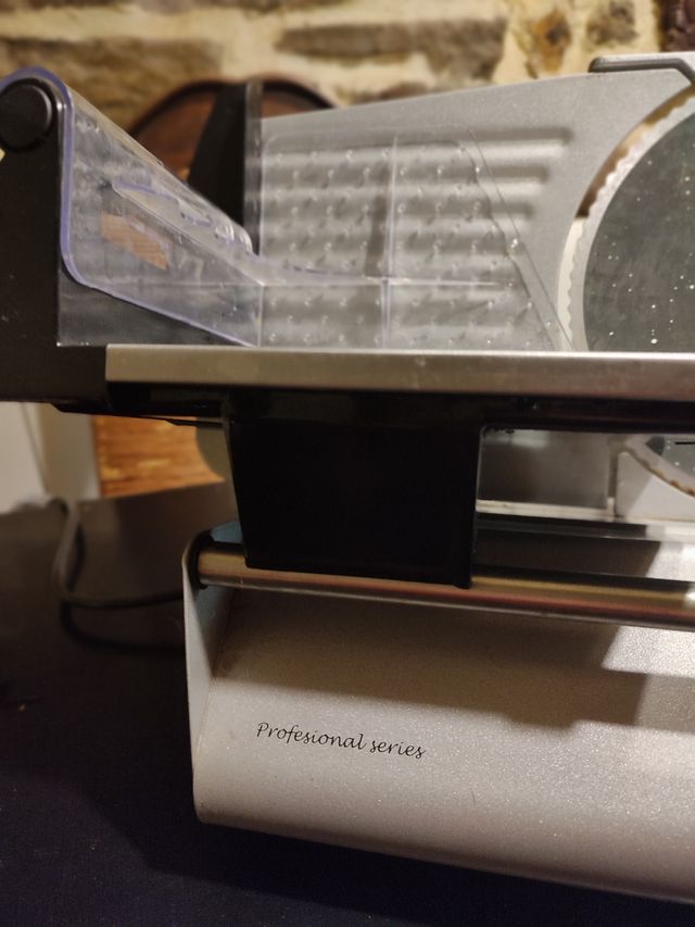 cortadora fiambre JATA electro