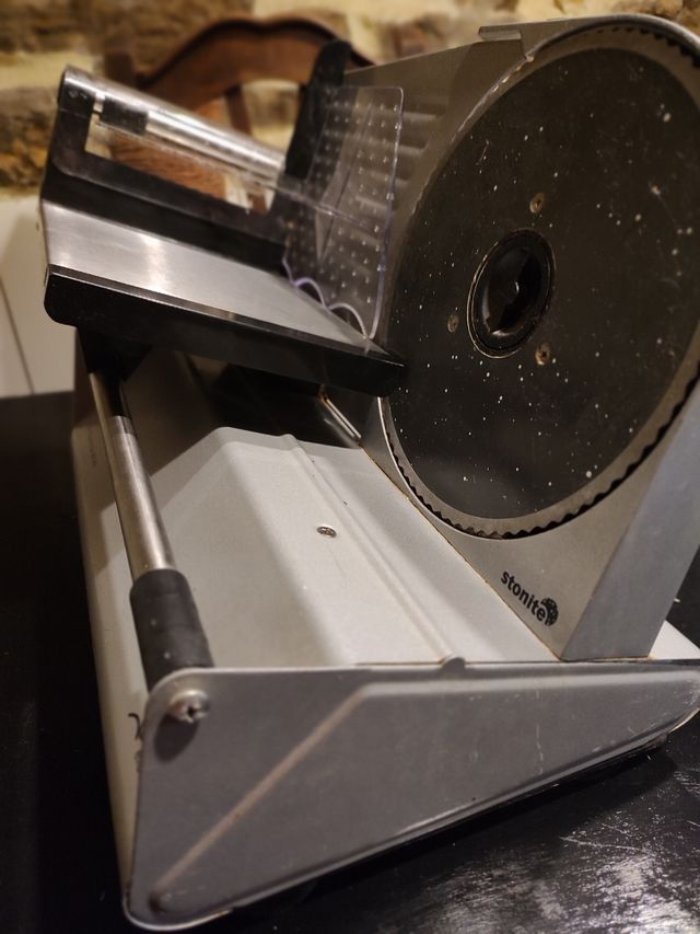 cortadora fiambre JATA electro