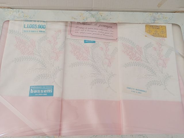Corredo matrimoniale vintage Bassetti