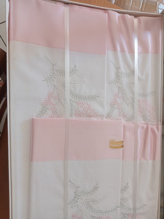 Corredo matrimoniale vintage Bassetti