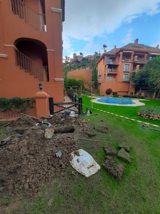 FUGA PISCINA