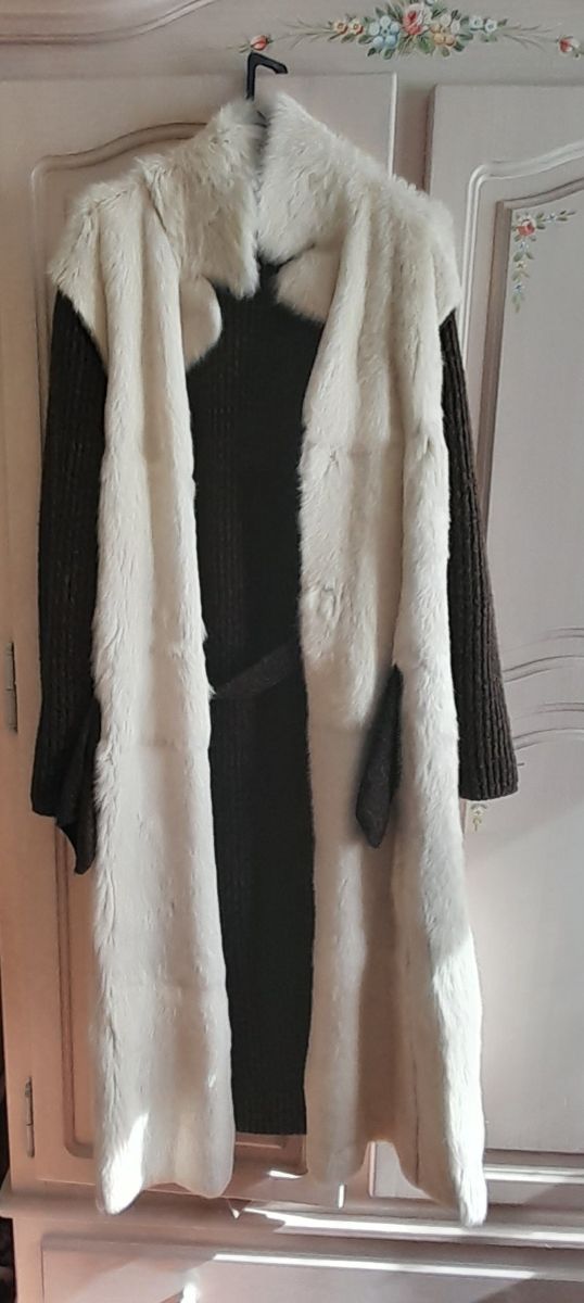 Chaqueta larga piel conejo
