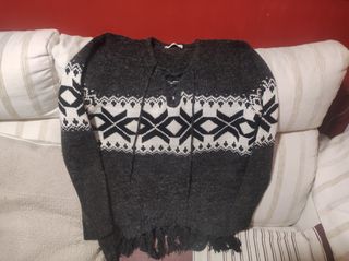 Jersey de lana gris con greca