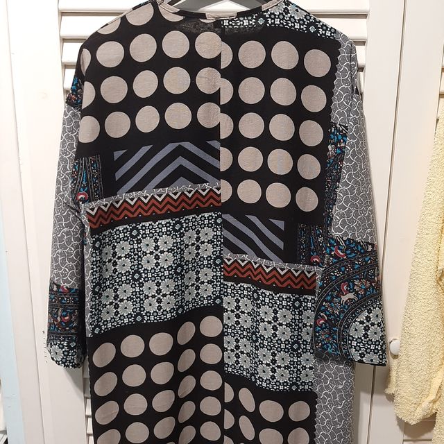 Vestido largo, manga larga