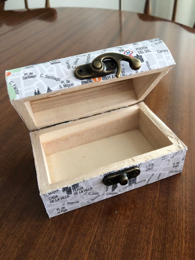 Cajas artesanales callejero madrid