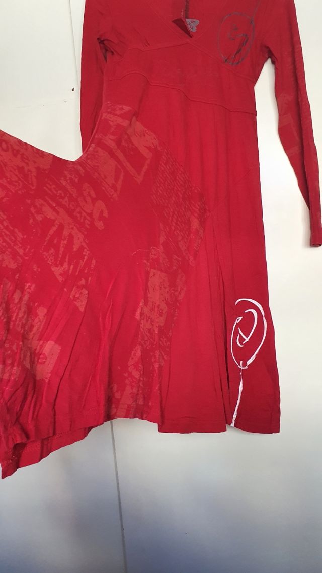 vestido rojo deSigual