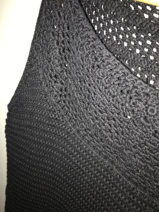 Top de hilo negro
