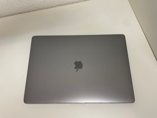 MacBook Pro 16' 