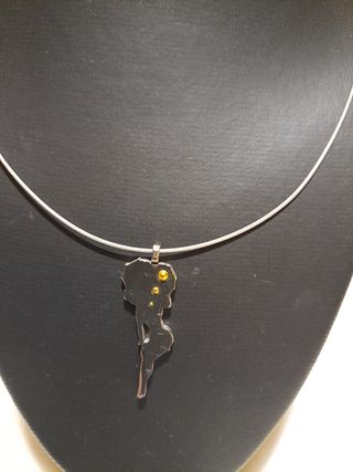 collar betty en acero