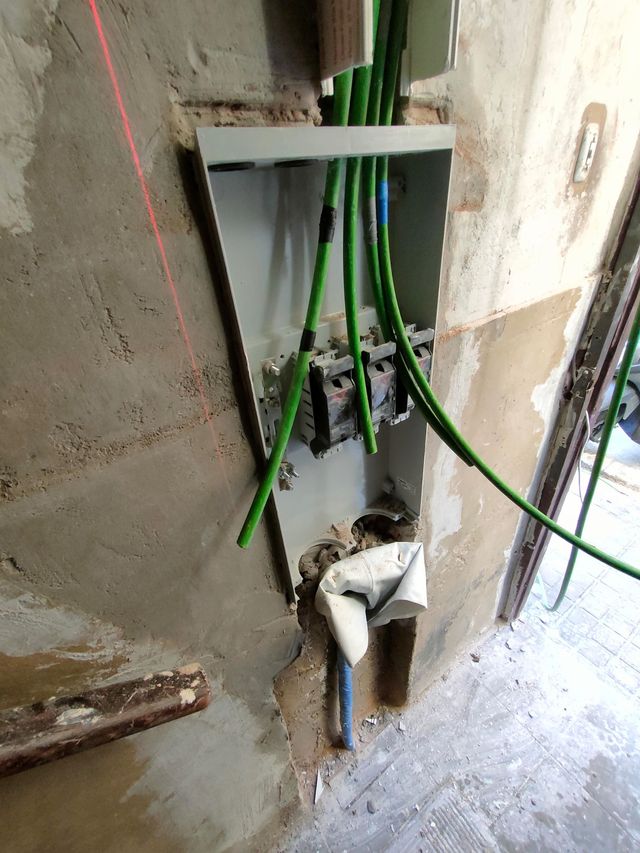 Electricista Acometida y cuadro eléctrico