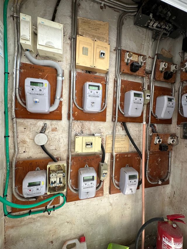 Electricista Acometida y cuadro eléctrico