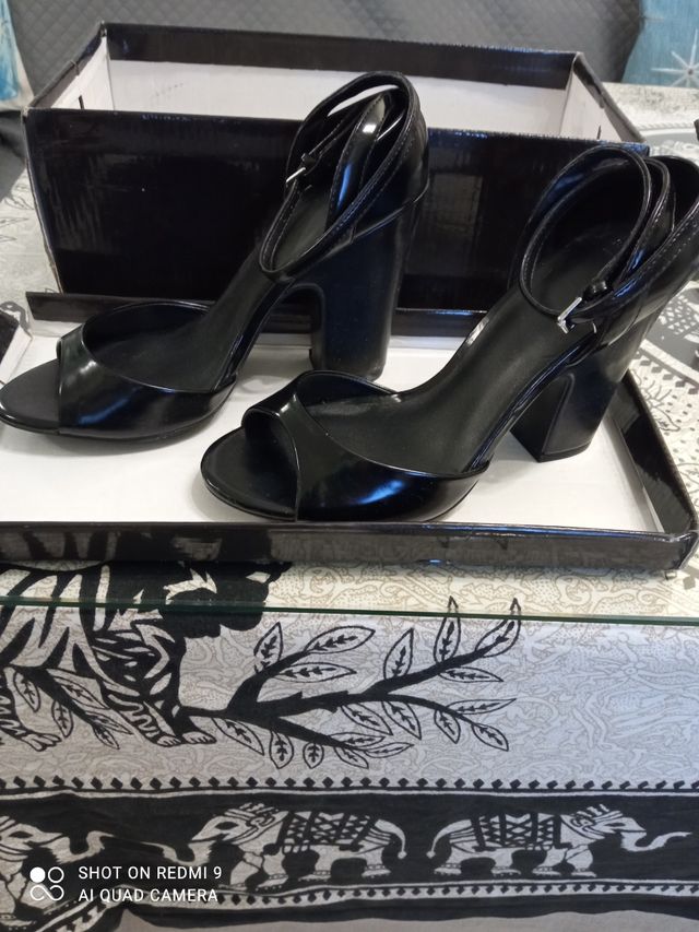 zapatos tacón, fiesta.