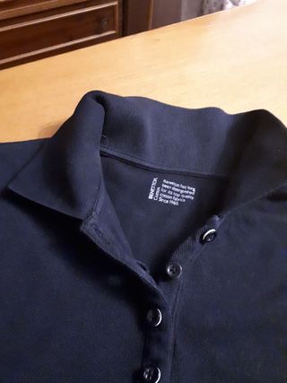 Suéter Benetton negro.