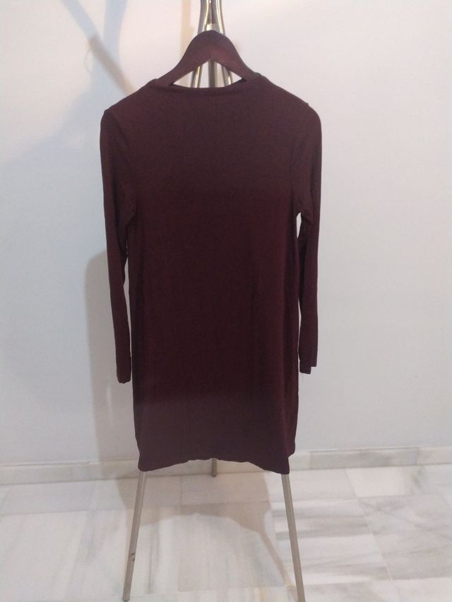 vestido granate mangas largas