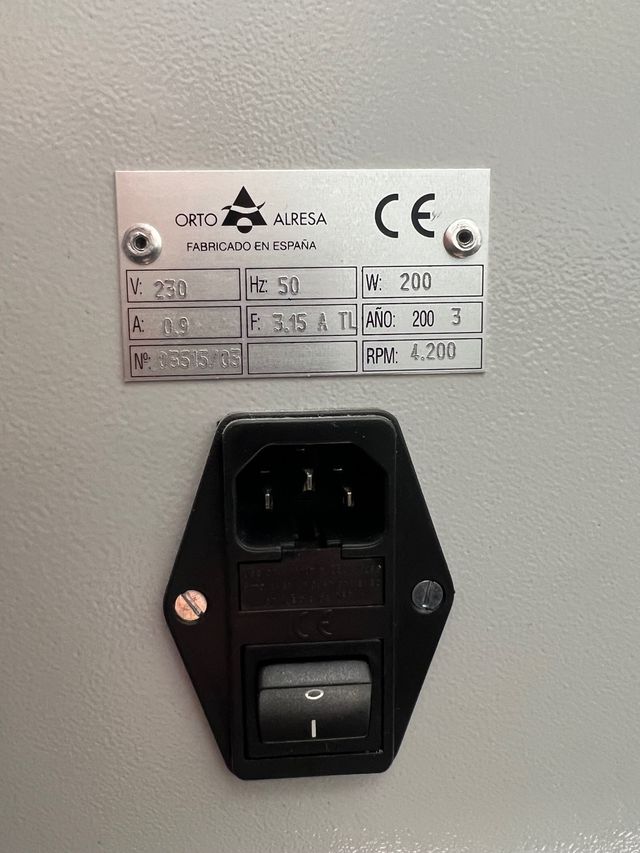 Centrífuga unicen 20