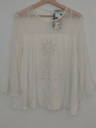 A ESTRENAR Talla L mujer Blusa blanca Desigual