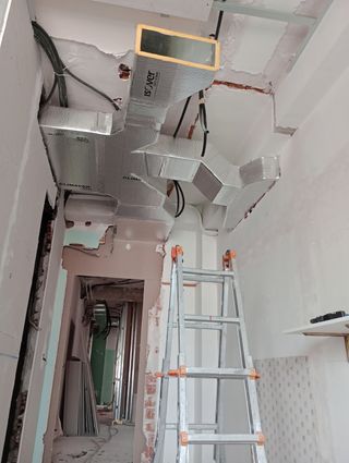 Instalador de conductos A.c/Conductero
