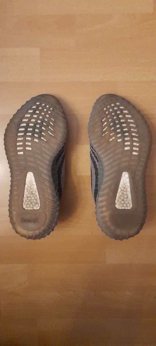Yeezy Beluga 2.0 *ORIGINALES*