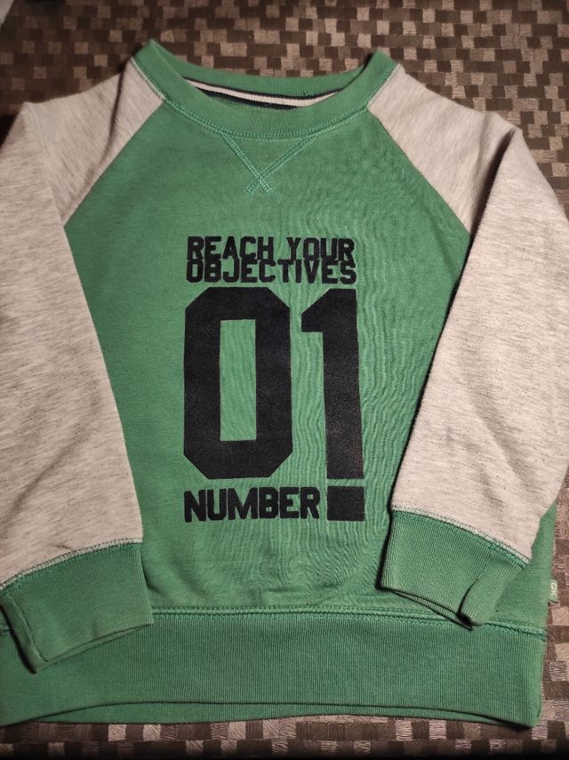 LOTE 5 SUDADERAS INVIERNO NIÑO 5 AÑOS