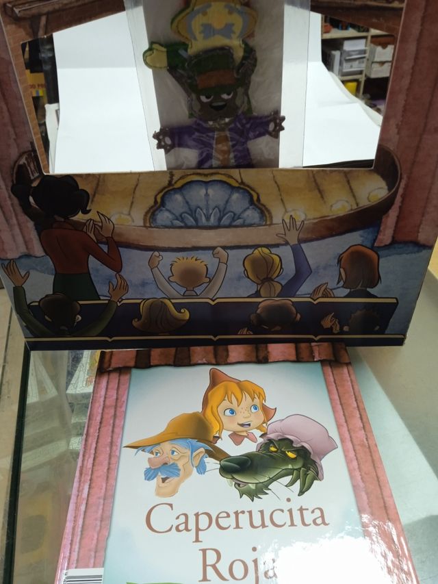 Teatro de Cuentos con personajes dedos y cuento