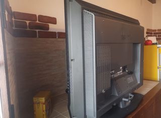 Televisor LG 37le2r 