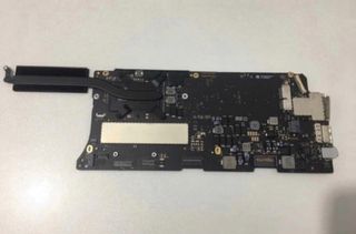 Placa Madre MacBook Pro 13" 8GB RAM  A1502 Md.2015