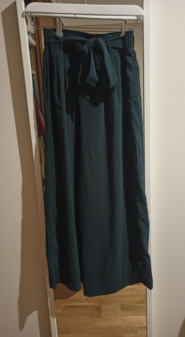 Pantalón Zara XS verde