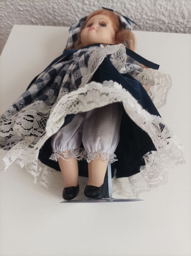 muñeca de porcelana