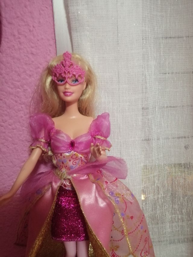 Barbie mosquetera