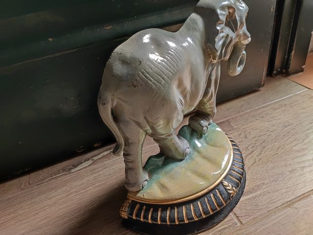 Para Aguantar las Puertas