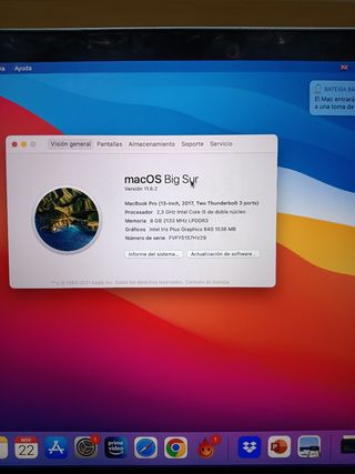 MacBook pro 13 inch apple