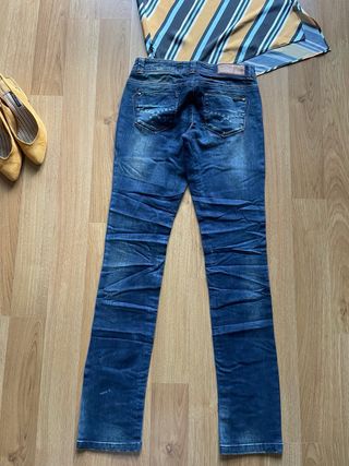 Jeans slim Only con etiquetas nuevos W.27 L.34