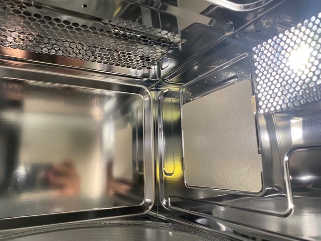 Microondas Balay de Cristal Blanco.