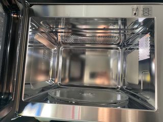 Microondas Balay de Cristal Blanco.