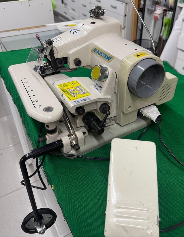 Máquina de coser Puntada Invisible