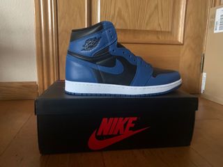Air Jordan 1 High Dark Marine Blue