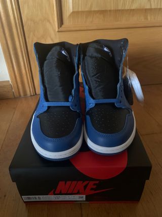 Air Jordan 1 High Dark Marine Blue