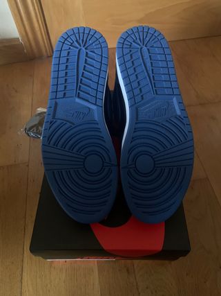 Air Jordan 1 High Dark Marine Blue