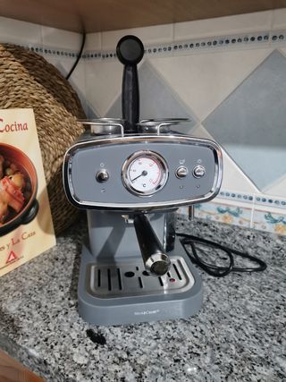 Cafetera Expresso 1050W Silvercrest