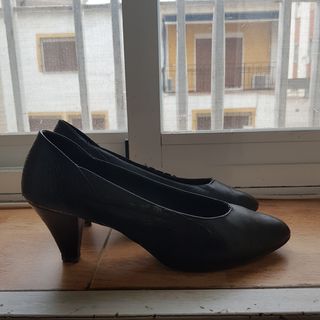 Zapatos de salón,  piel, de mujer 37